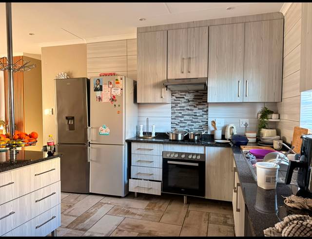 3 BEDROOM HOUSE FOR SALE IN WATERKLOOF EAST